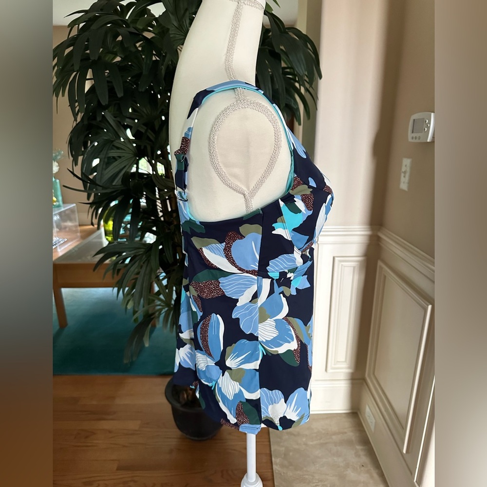 💙💙Athleta Bondi Bra Cup Hero Bloom Blue Square Neck Tankini Top Size 40 D/DD💙 - Picture 6 of 13